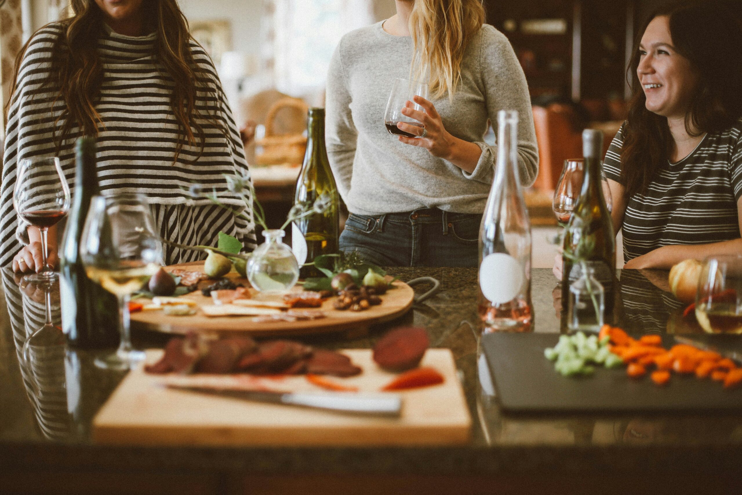 Stress-Free Holiday Eating: Tips for Enjoying Meals and Celebrations